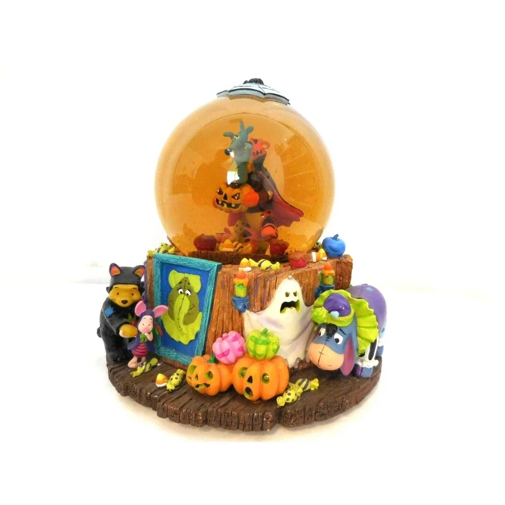 Disney Winnie the Pooh Halloween Tiggers Haunted House Musical Snowglobe Rare